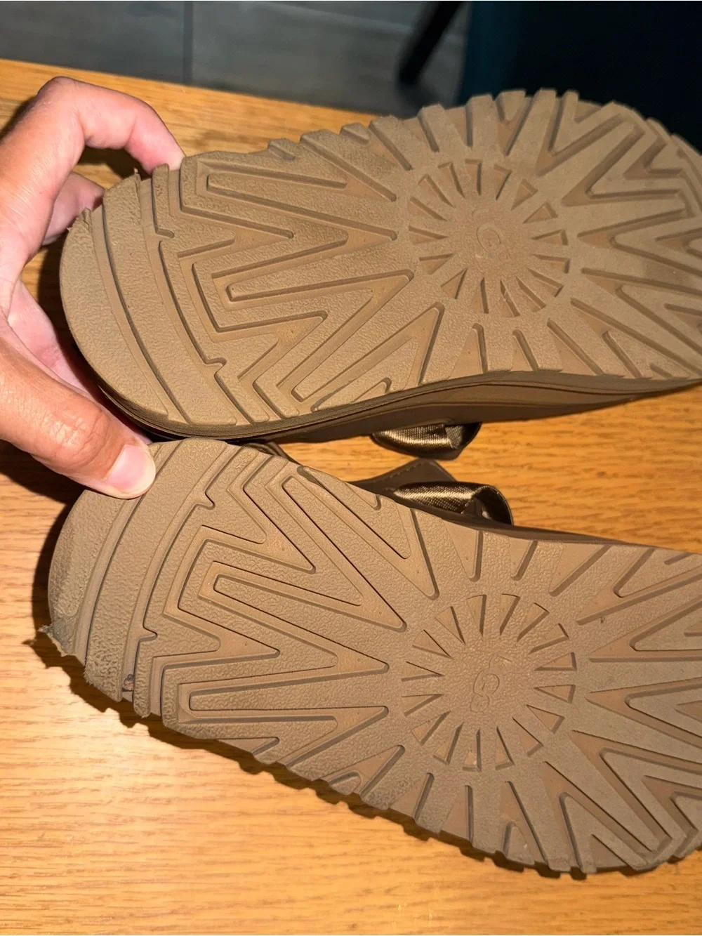 UGG Golden Glow Sandals